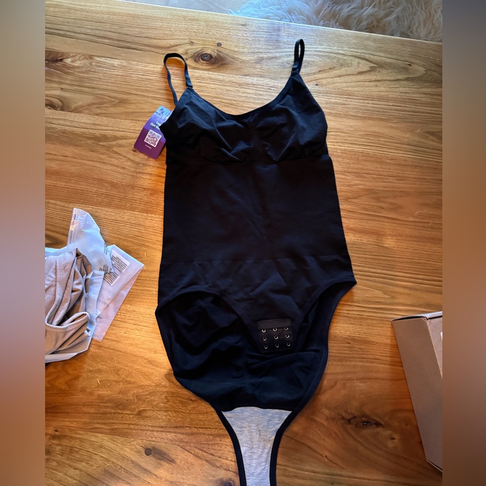 NWT Heyshape snatched body suit size xl